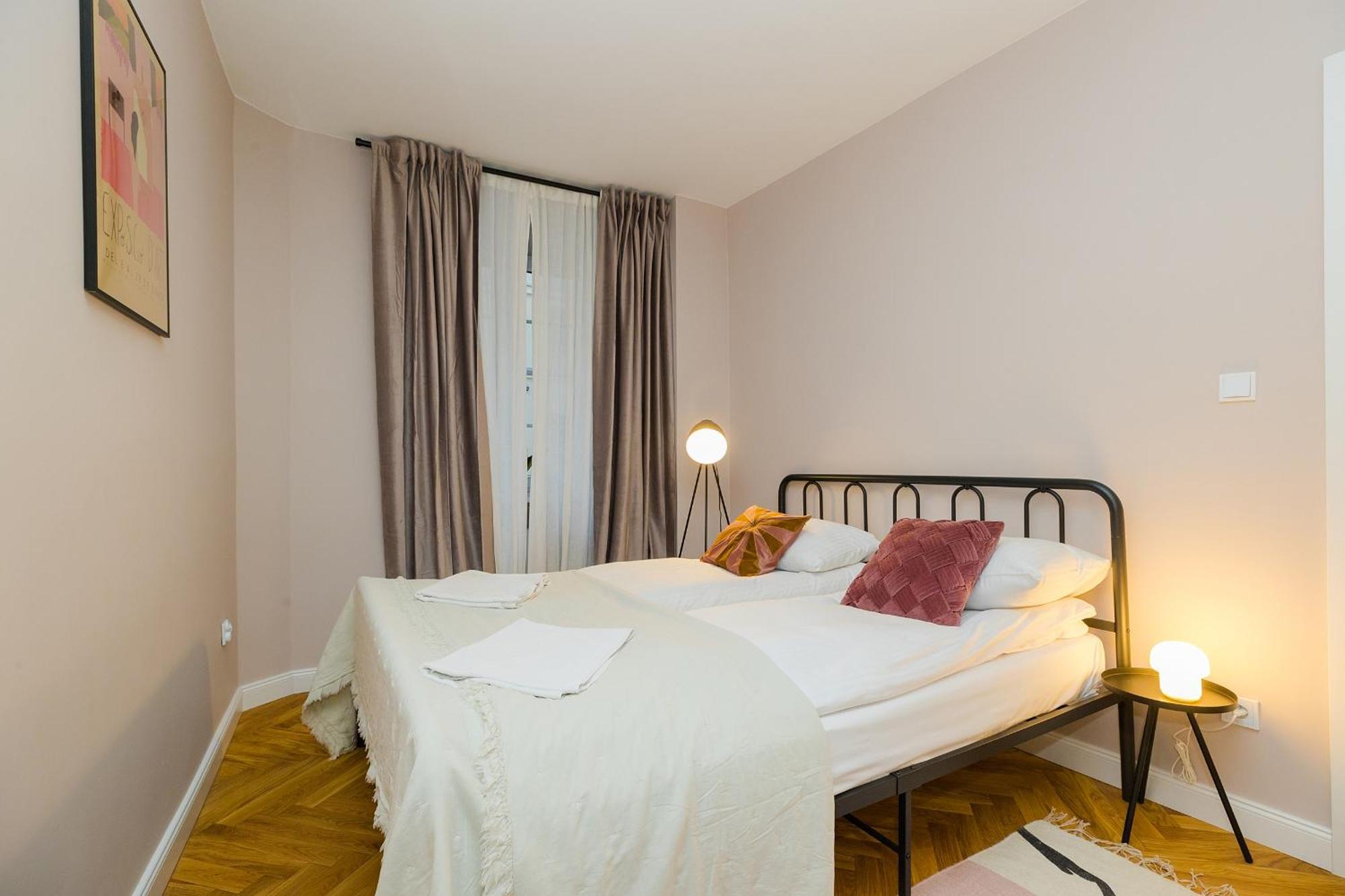 Shortstaypoland Targowa B160 Warsaw Exterior photo